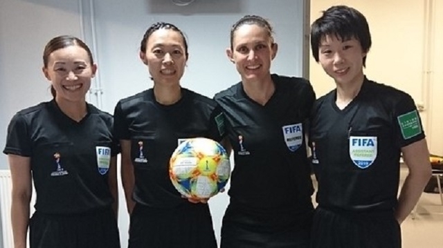 女子サッカーW杯2023決勝　山下良美さん（本学卒業生）へ第4の審判をアポイント