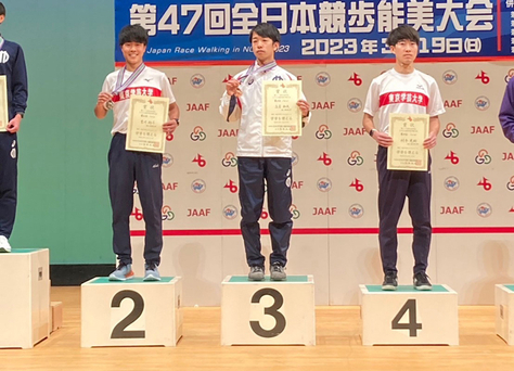 日本学生選手権（20km競歩）にて吉川絢斗さん（B保健体育）が銀メダル獲得。