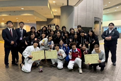 「講道館杯全日本柔道体重別選手権大会入賞」