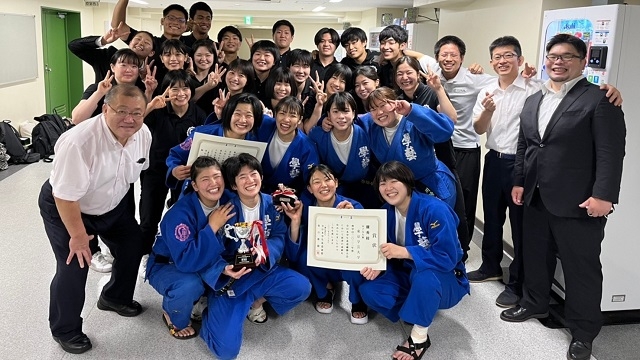 全日本学生柔道優勝大会女子５人制団体で本学史上初の入賞