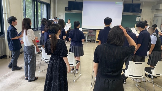 英語漬けの5時間！高校生が体験した本学伝統の英語集中演習